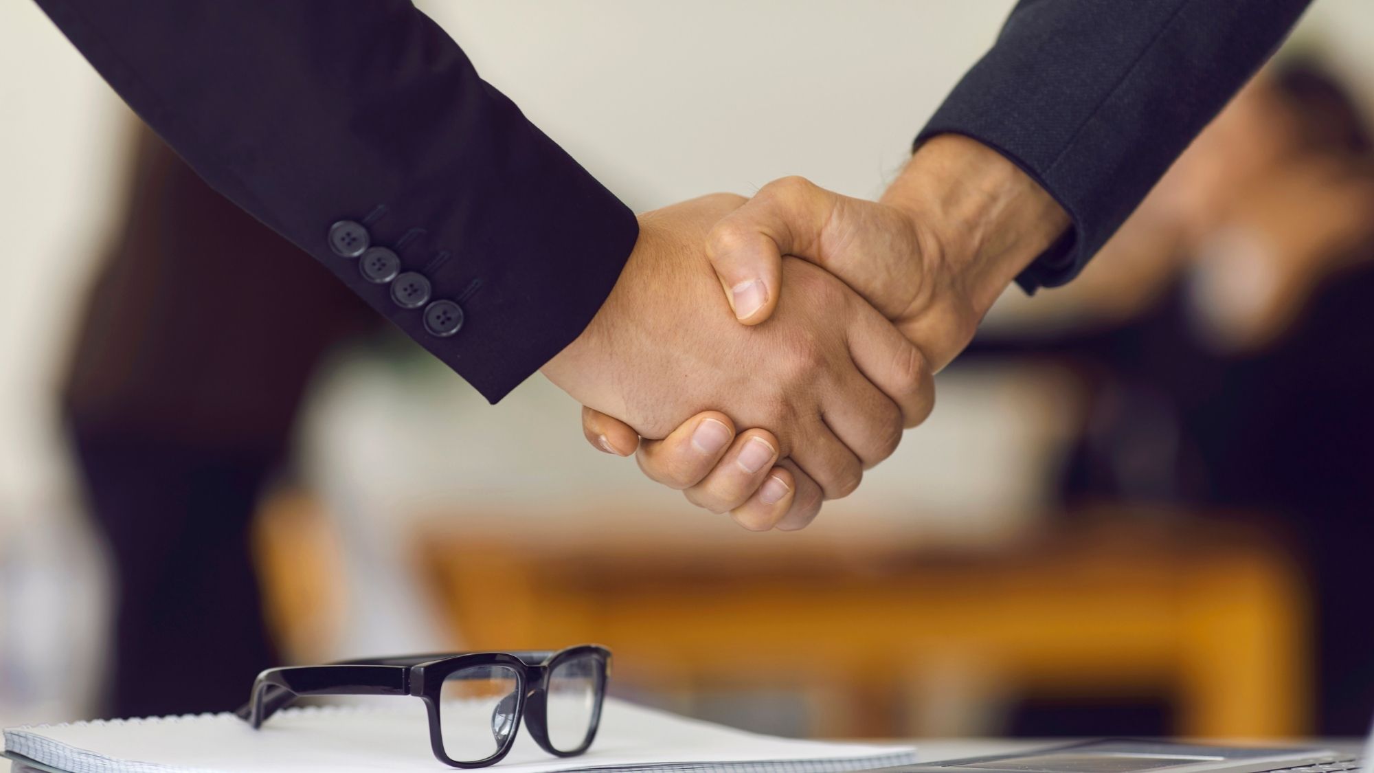 partner-handshake